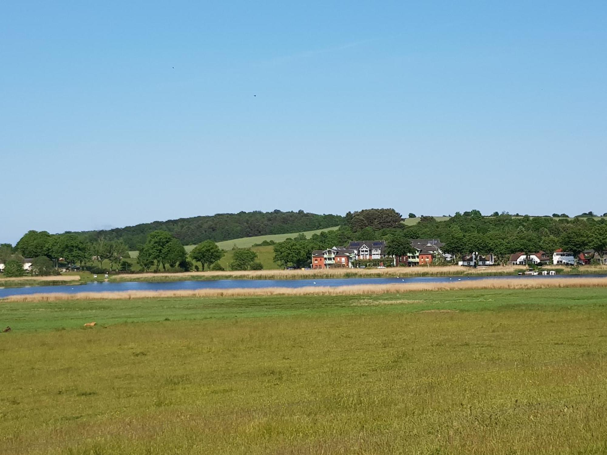 Ferienwohnung Granitzblick 3 mit Wintergarten und Seeblick Seedorf  Exterior foto