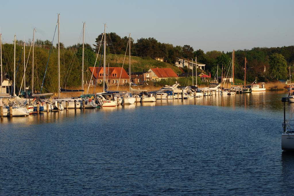 Ferienwohnung Granitzblick 3 mit Wintergarten und Seeblick Seedorf  Exterior foto