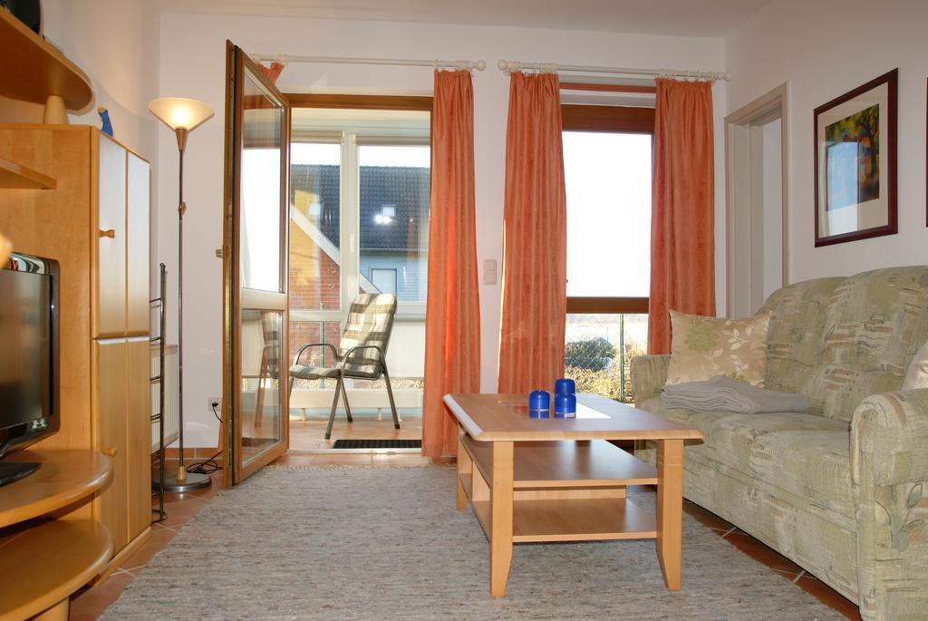 Ferienwohnung Granitzblick 3 mit Wintergarten und Seeblick Seedorf  Exterior foto