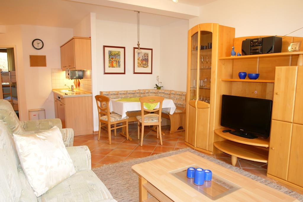 Ferienwohnung Granitzblick 3 mit Wintergarten und Seeblick Seedorf  Exterior foto
